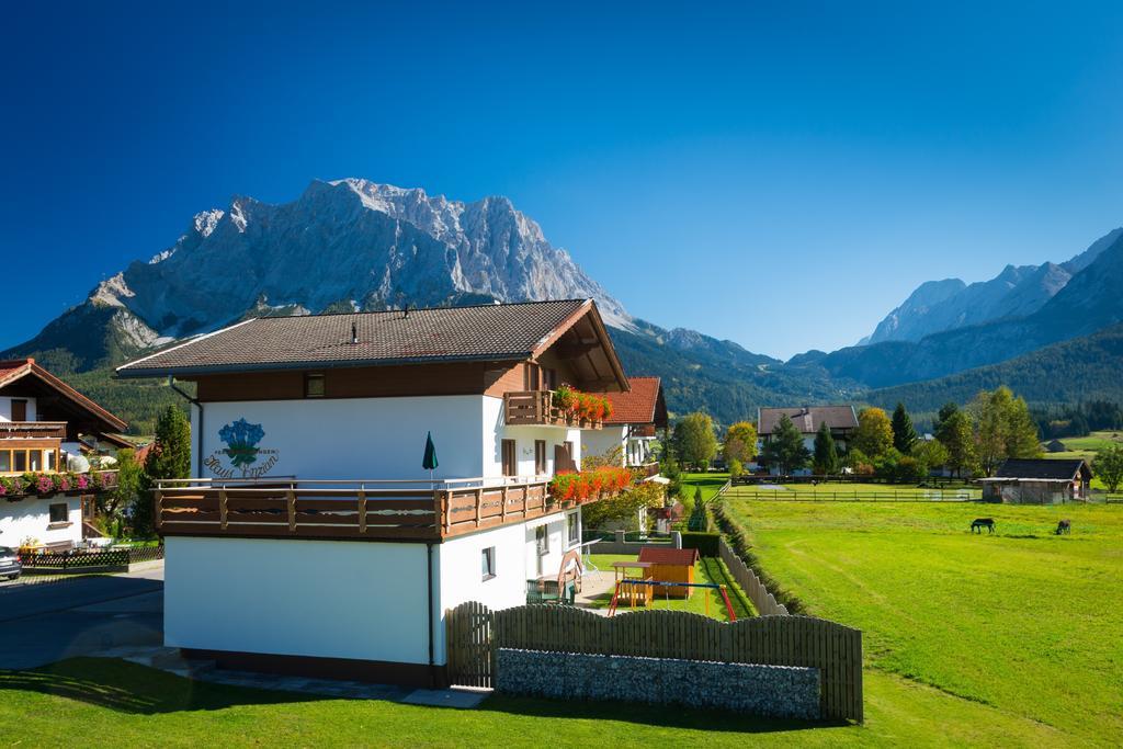 Haus Enzian Apartment Lermoos Exterior photo